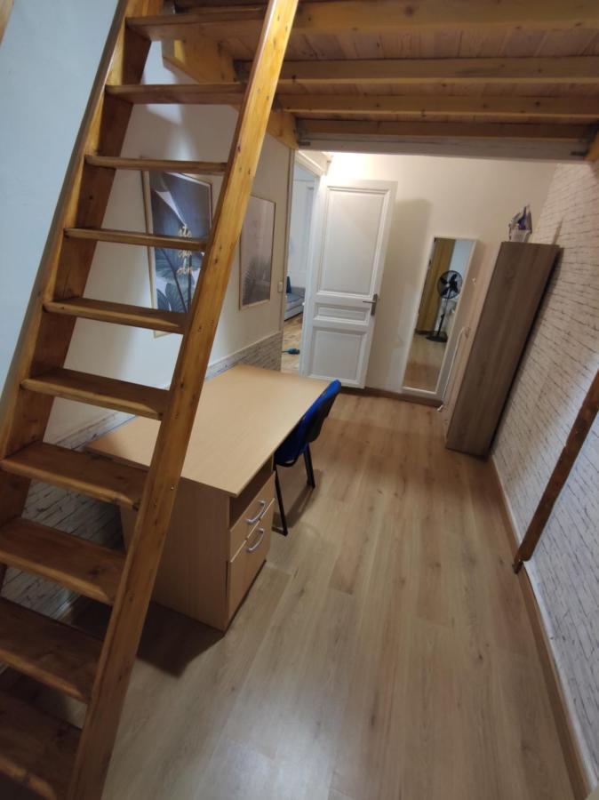 Joli T2 Proche Vieux-Port, Terrasses Du Port Et Metro Joliette Apartment Марсилия Екстериор снимка